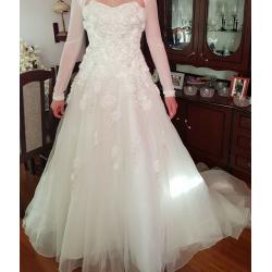 Amanda Wyatt wedding dress