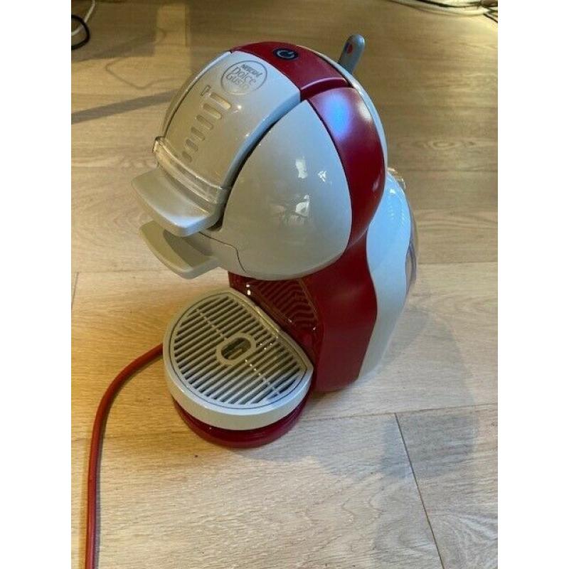 Nescafe Dolce Gusto pod coffee machine