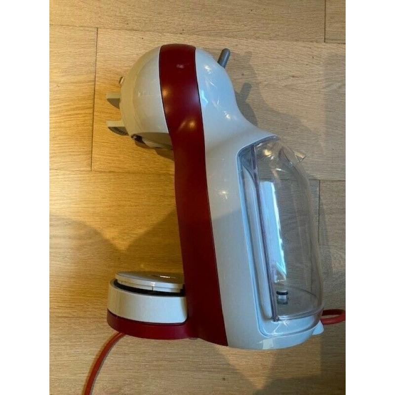 Nescafe Dolce Gusto pod coffee machine