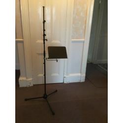K&M microphone stand with music/iPad tray