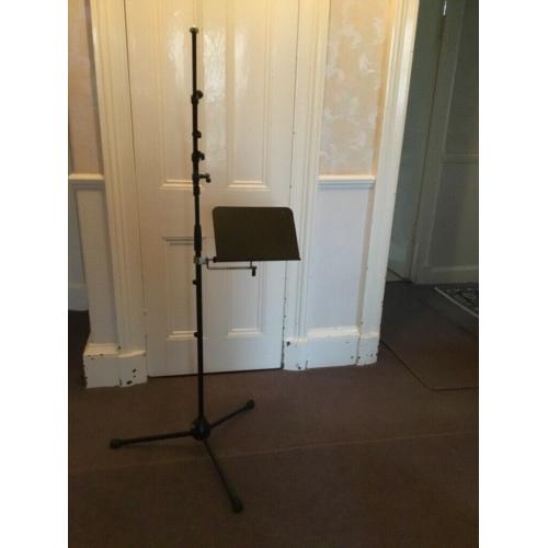 K&M microphone stand with music/iPad tray