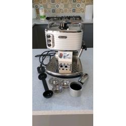 DeLonghi scultura coffee machine