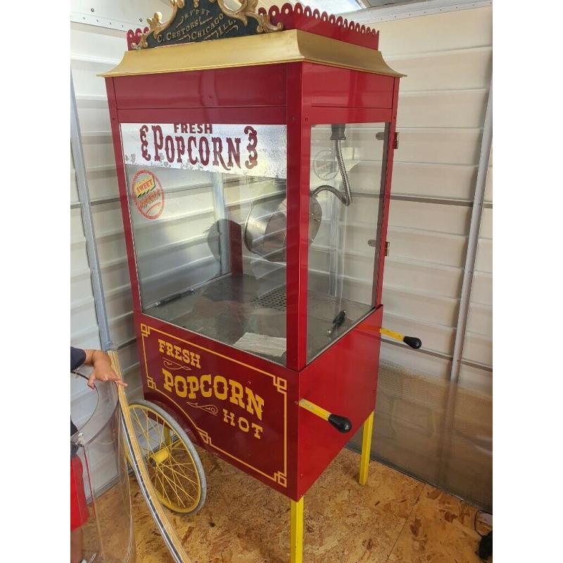 American Commercial Huge popcorn machine 14oz perfect for Cinema , Theatre , Circus