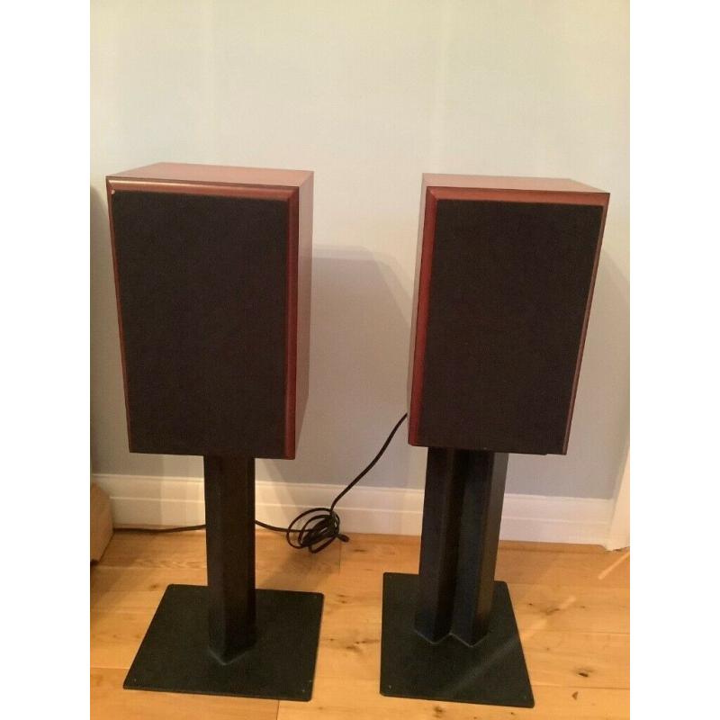 Hifi separates: including Ruark speakers and Arcam amp