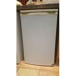 Refridgerator to go asap ?20 ONO