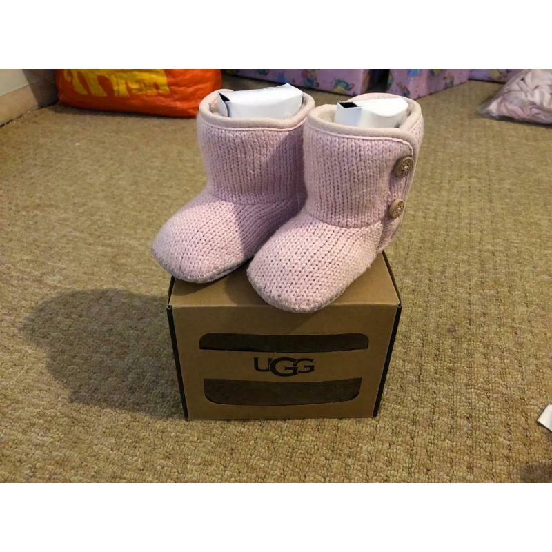 Baby girls knitted ugg boots