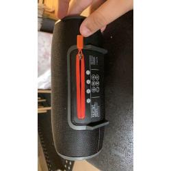 Bluetooth portable speaker