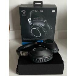 Sennheiser PXC550 headphones
