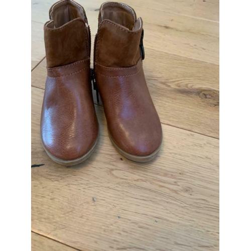 River Island toddler boots size 6