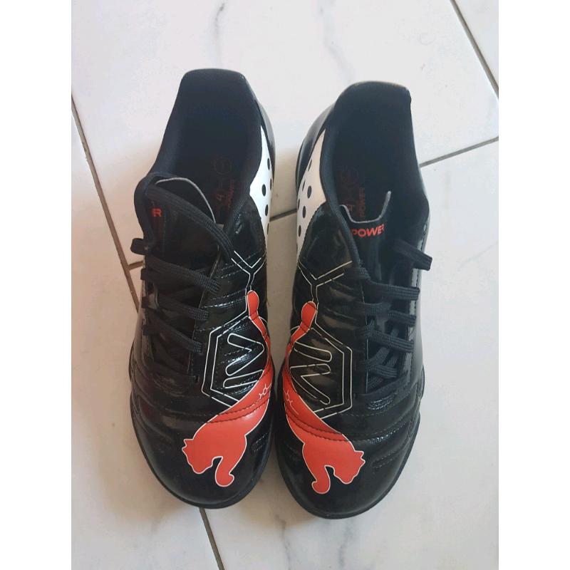 puma evoPower 4 TF jn40 black/ Grenadine size 5