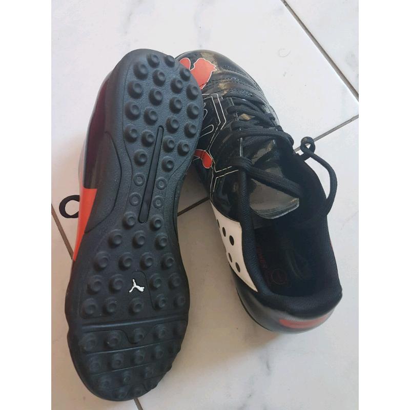 puma evoPower 4 TF jn40 black/ Grenadine size 5