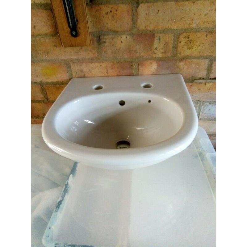 Cloakroom sink