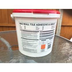 Wall tiles grout/glue