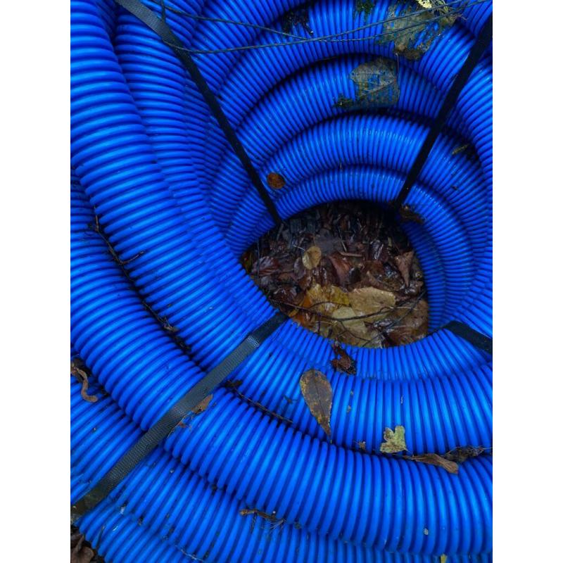 Water conduit blue