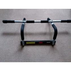 Pro pull up bar