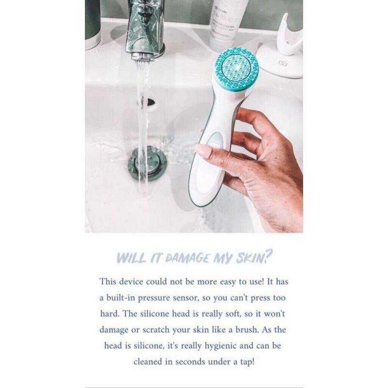 NuSkin LumiSpa cleansing device