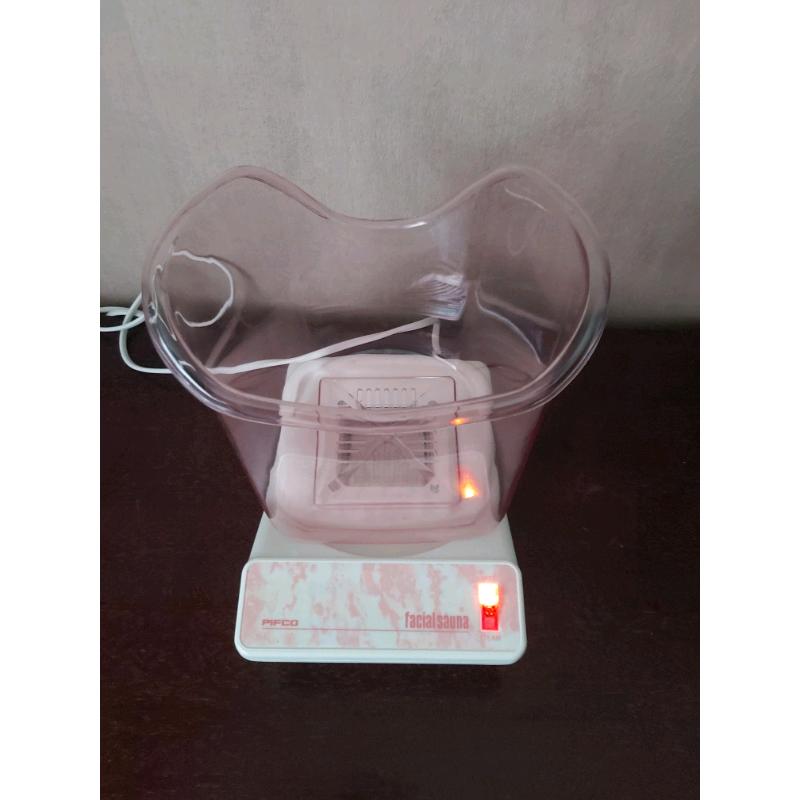 Facial Sauna to pamper your skin.
