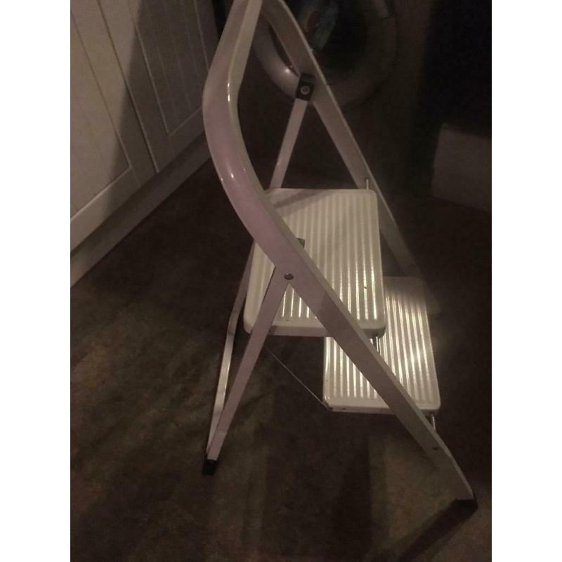 Step ladder