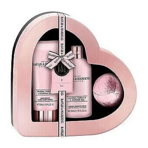Baylis and Harding gift set