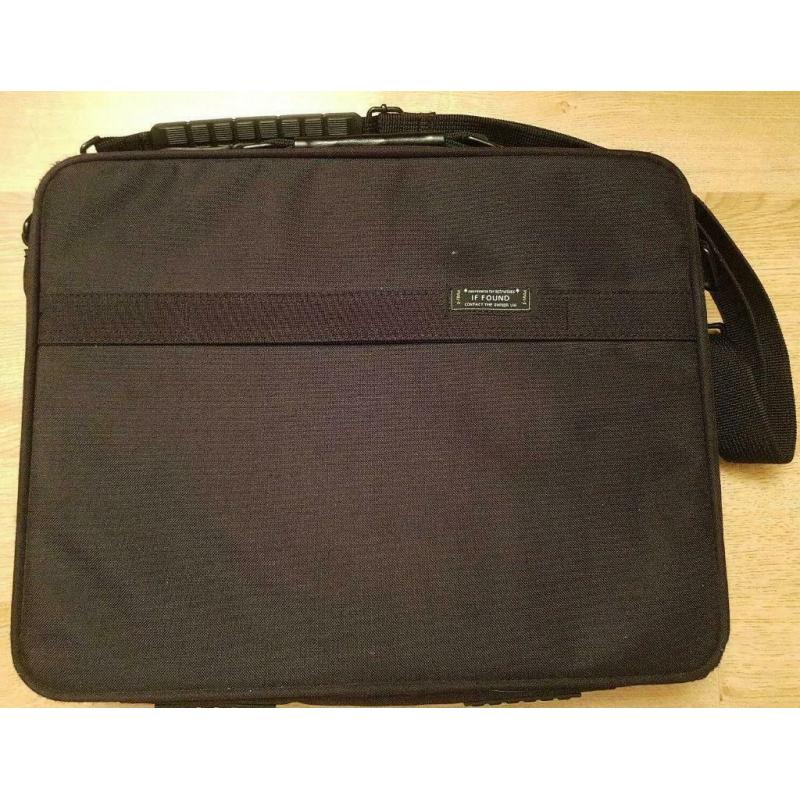 Tech Air Laptop Bag 16 Inches