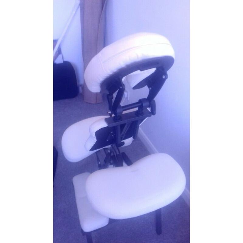 REDUCED Massage chair in carry bag REDUCED