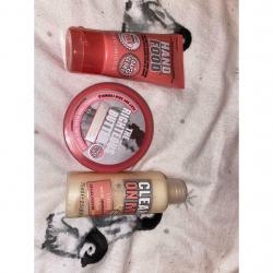 Soap and glory set