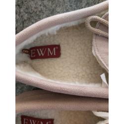 EWM unisex slippetssize UK 8 new