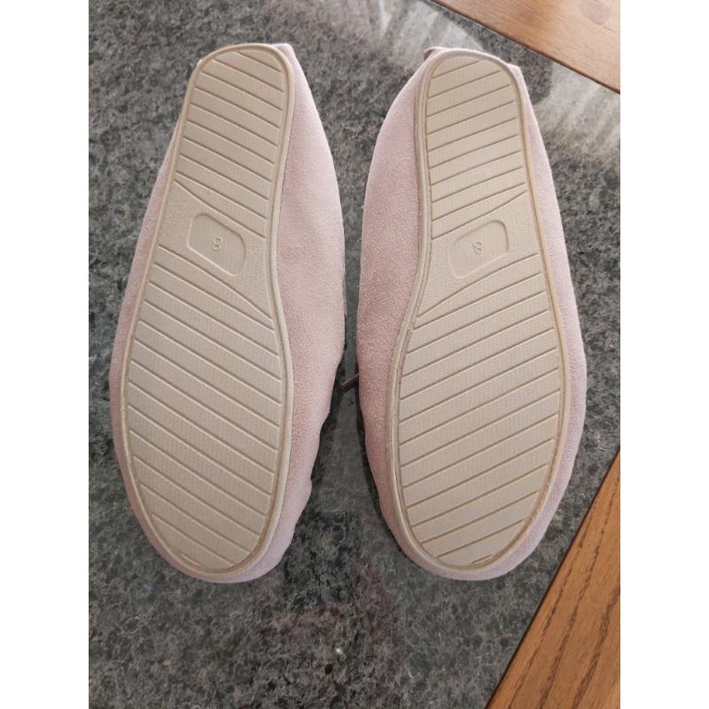 EWM unisex slippetssize UK 8 new