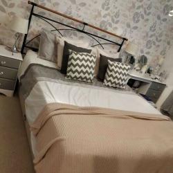King size divan storage bed with 2 drawers and headboard