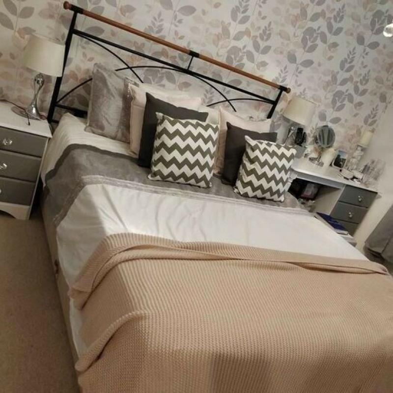 King size divan storage bed with 2 drawers and headboard