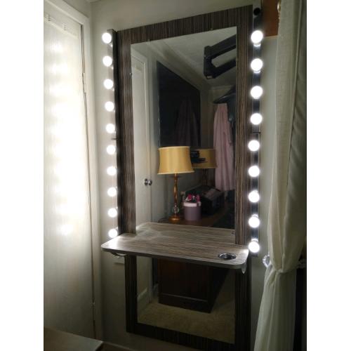 Mirror styling unit