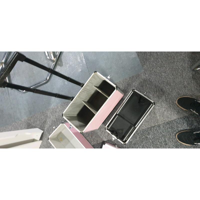 Makeup trolley/ suitcase