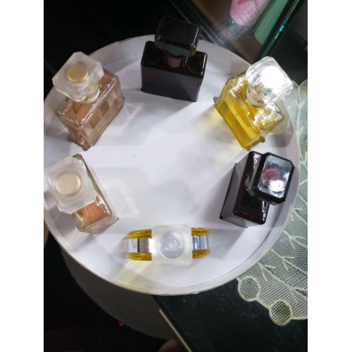 Chanel mini perfume set ?70
