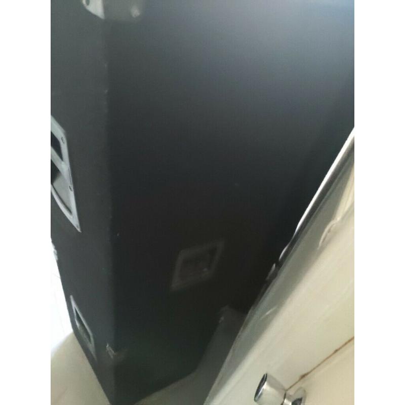 15 inch 900W speakers(3 way) + 1000W amplifier [ EMINENCE SERIE AMERICAN STANDARD KAPPA 15A ]