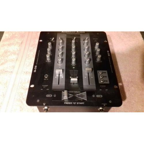 AMERICAN AUDIO Q -D6 PROFESSIONAL PREAMP MIXER
