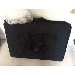 Portable Physiotherapy couch and two couch covers
