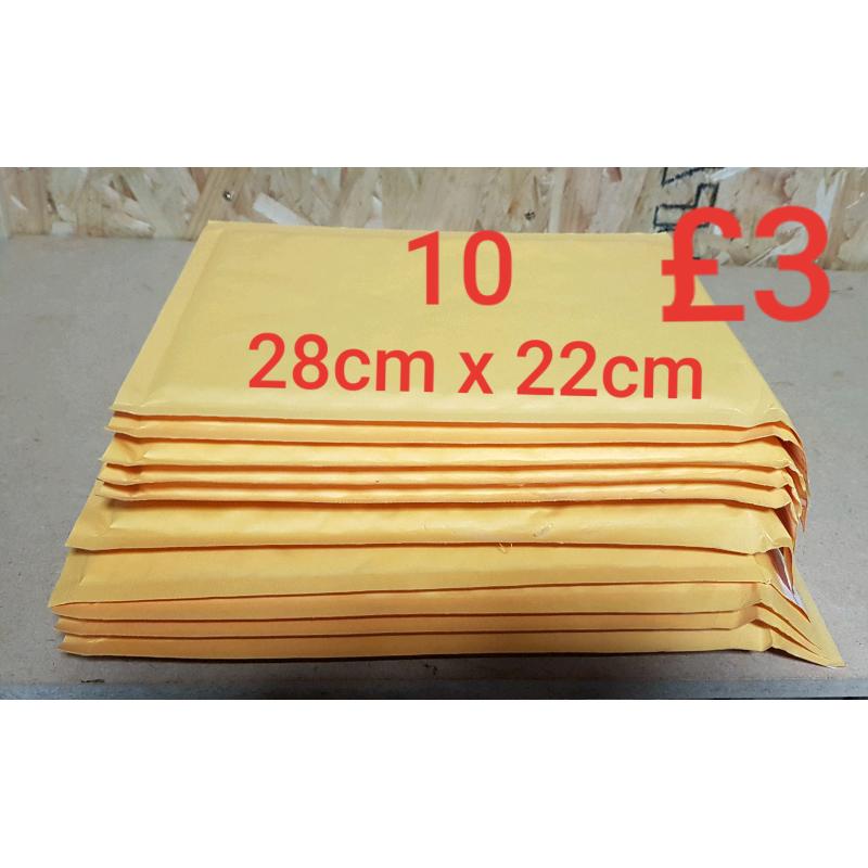 10 padded envelopes ?3 smoke and pet free home branston. Few lots avai
