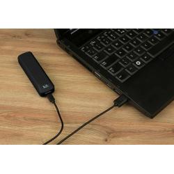 KIT S2 2000 mAh BLACK UNIVERSAL PORTABLE POWER BANK EMERGENCY CHARGER & USB LEAD