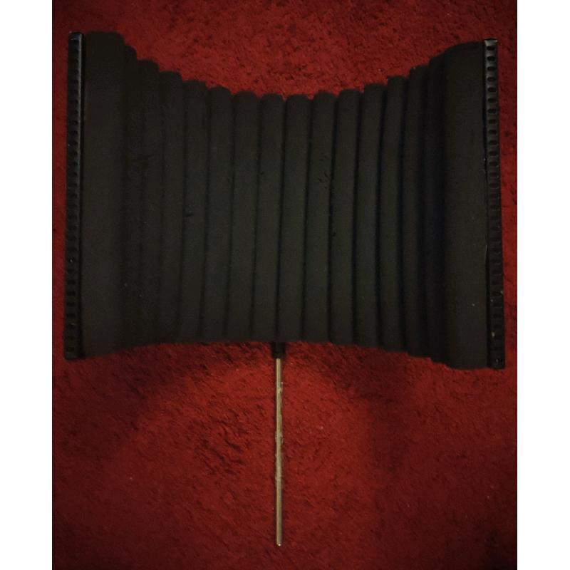 SE Electronics pop shield