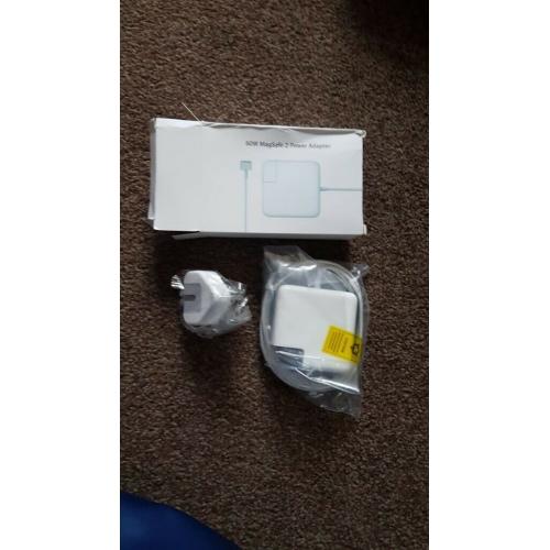 Apple charger macbook new