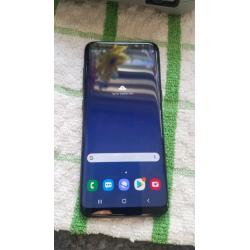 Mavik air 2 Drone & Samsung galaxy s8 smartphone.