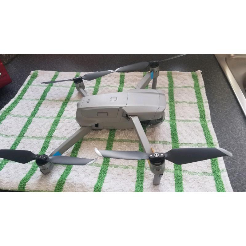 Mavik air 2 Drone & Samsung galaxy s8 smartphone.
