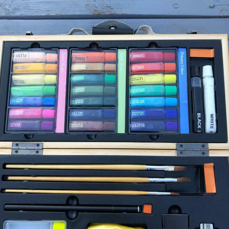 WH Smith watercolour art set