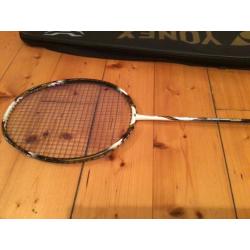Badminton racquet