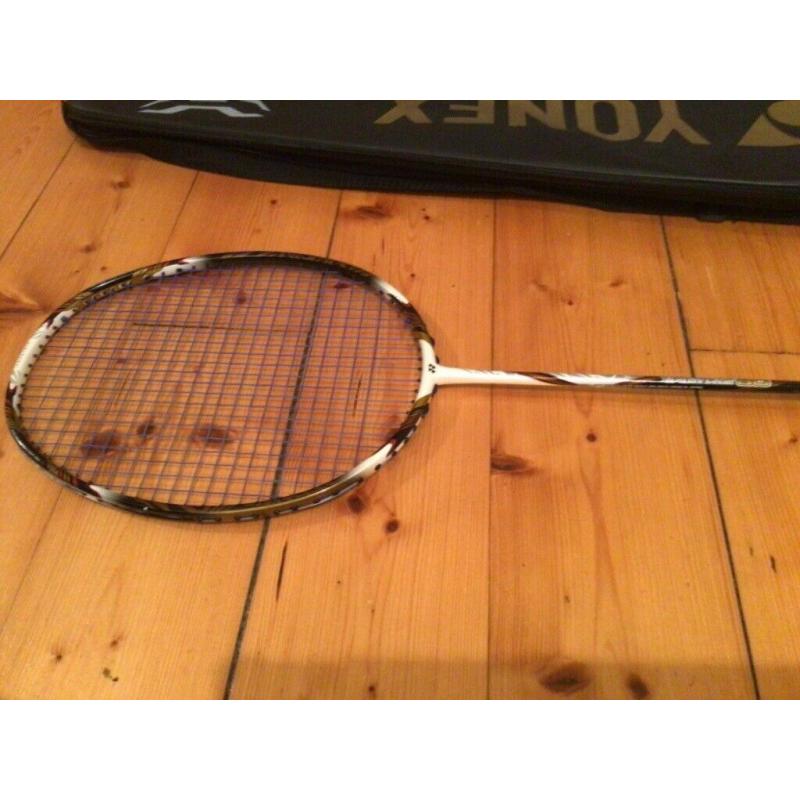 Badminton racquet