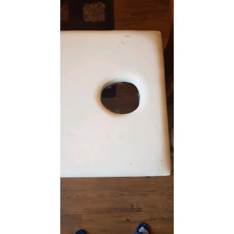 Luxury Massage Bed (Nearly New)