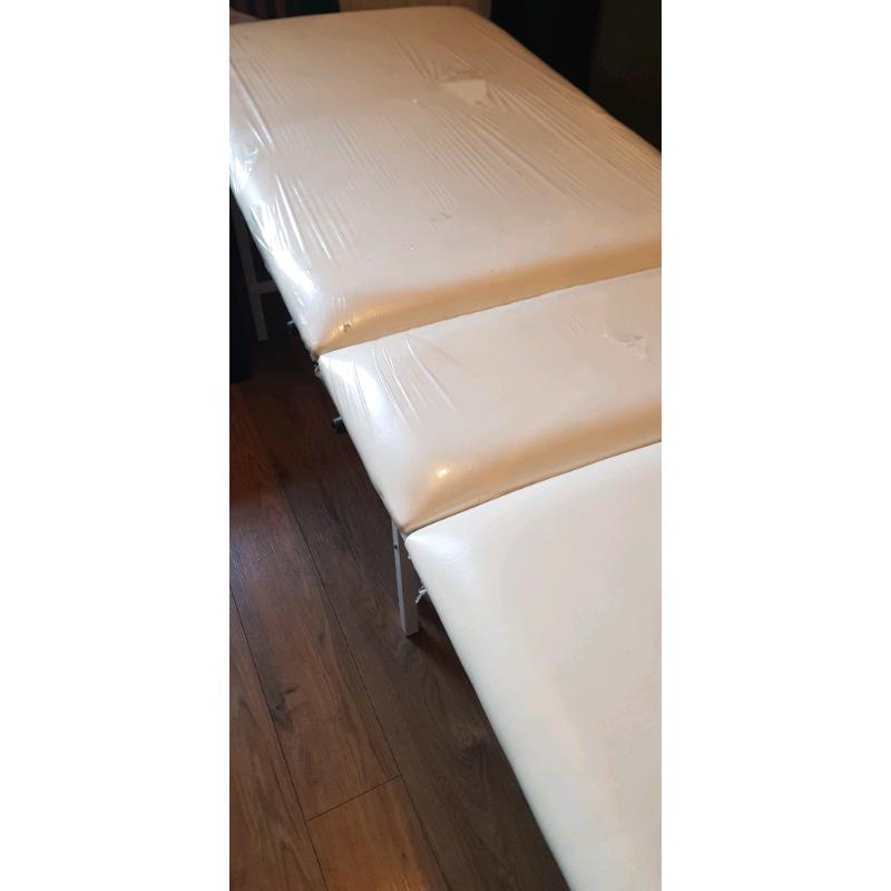 Luxury Massage Bed (Nearly New)