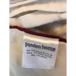 Luxurious matching double bedding