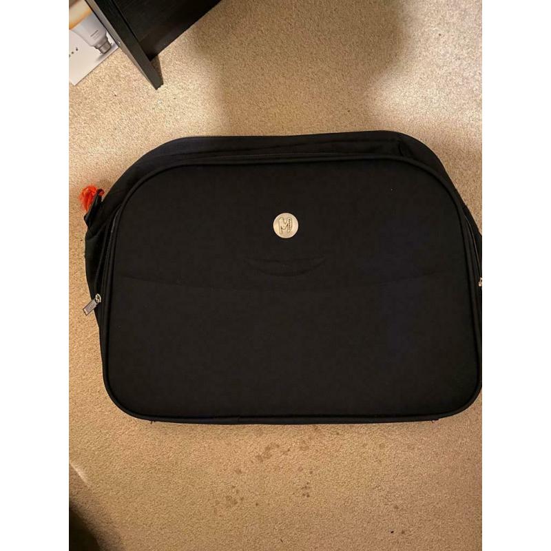 Small travel bag / suitcase