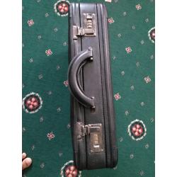 Small Hand suitcase working order